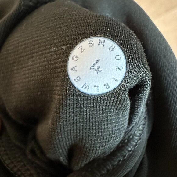 Lululemon Wunder Under Crop (Hi-Rise) *Full-On Luxtreme 21" - Picture 4 of 5